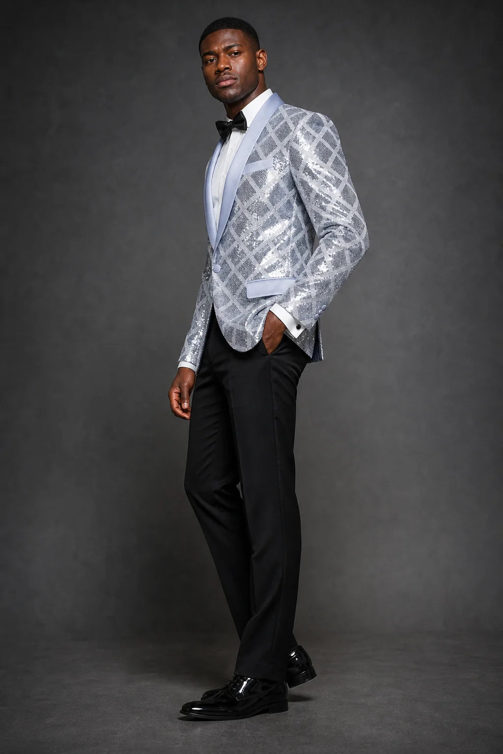 Men's Shimmering Argyle Pattern Silver Tuxedo Jacket