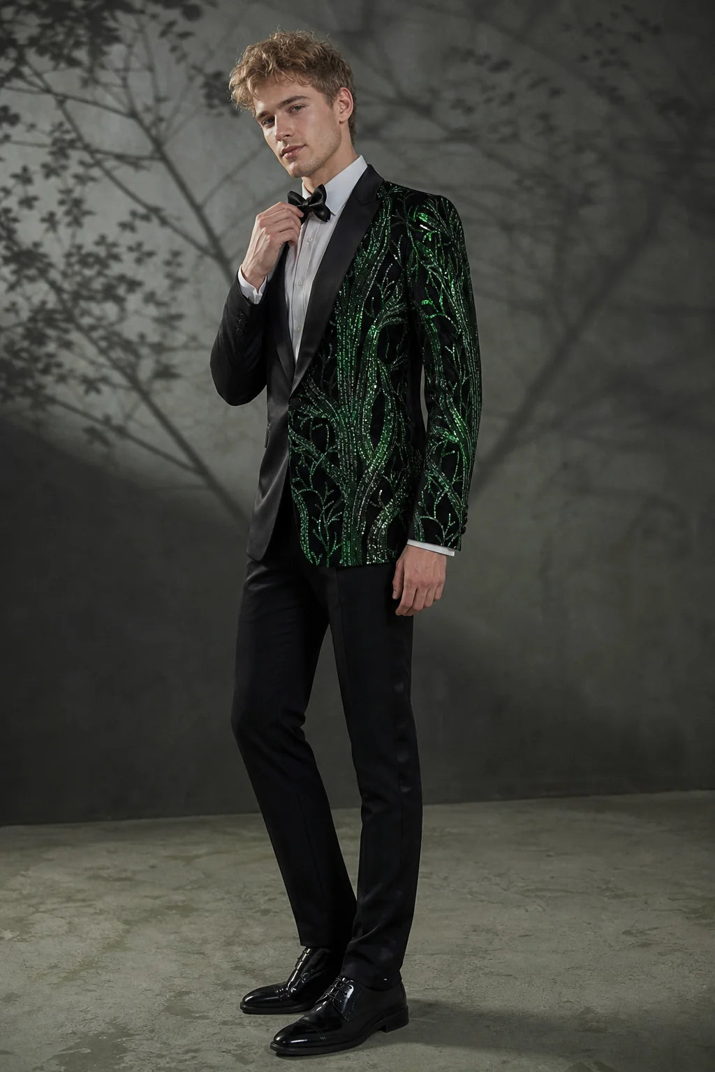 Men's 2-Piece Suit Green Shimmering Branches Black Tuxedo