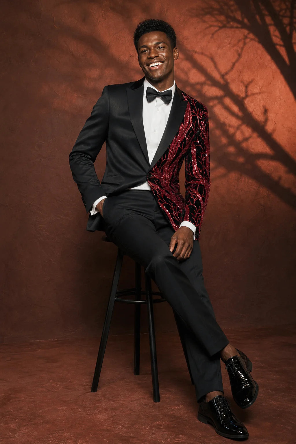 Men's 2-Piece Suit Shimmering Branches Black and Red Tuxedo